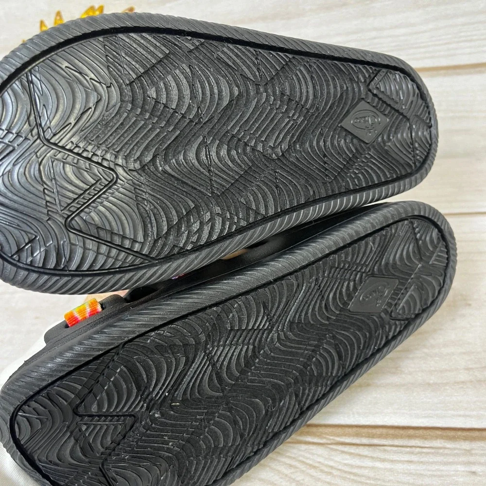 Chaco sporty kids message